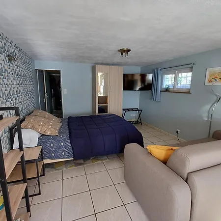 Superbe A La Campagne Yvre-le-Polin